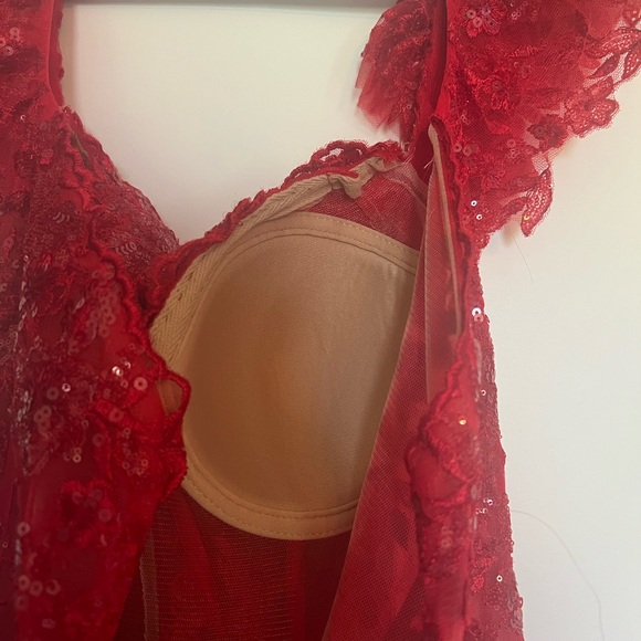 SHERRI HILL Prom Dress ❤️ - Picture 14 of 16